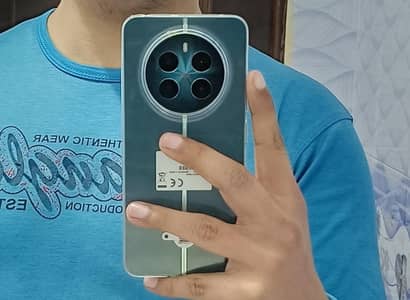 Realme 12 Plus