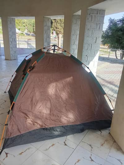 Camping tent