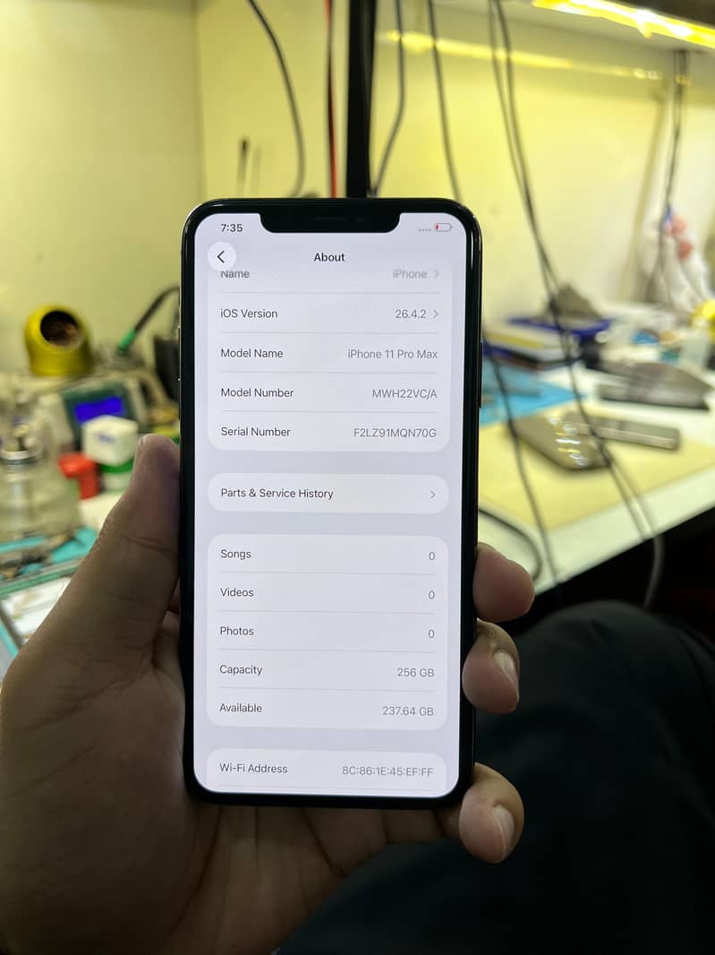 iphone 11 pro max 2