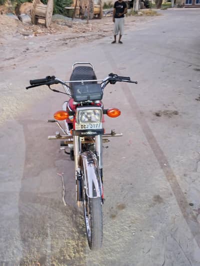 Honda CG125