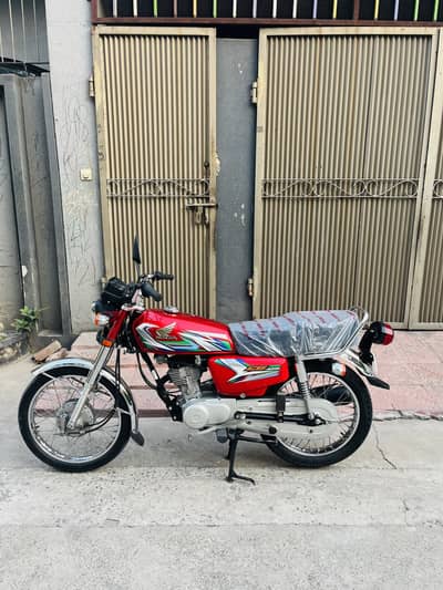 Honda cg 125 2023 model total original bike 10/10 best for 2024