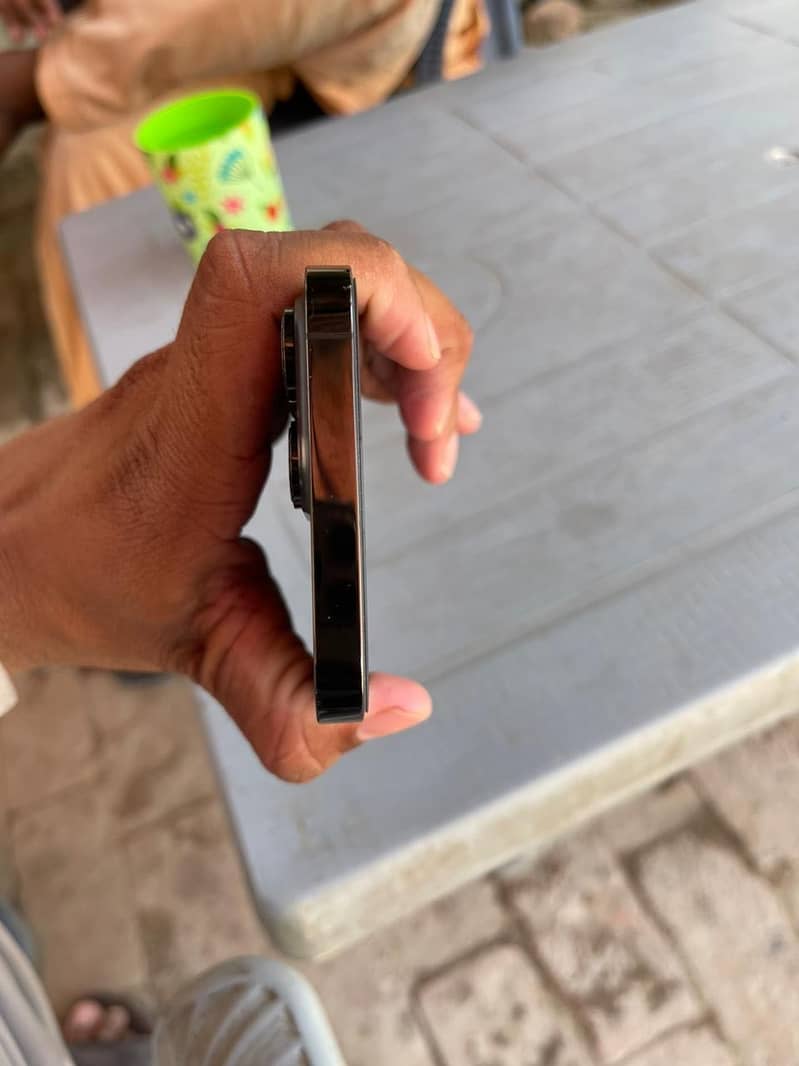 Iphone 14 pro max 0