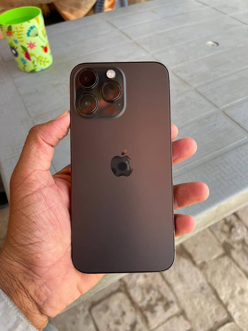 Iphone 14 pro max 2