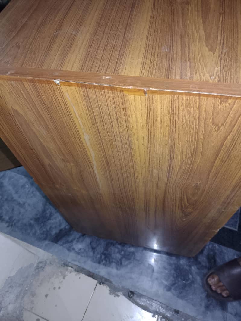 study table 0