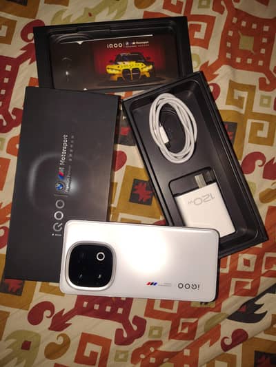 iQOO 13 5G BMW LEGEND EDITION l PUBG 144 FPS GAMING l