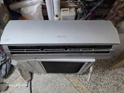 KENWOOD Ac 1.5 Ton 10/10 condition