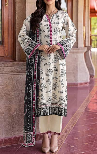 beautiful women dress