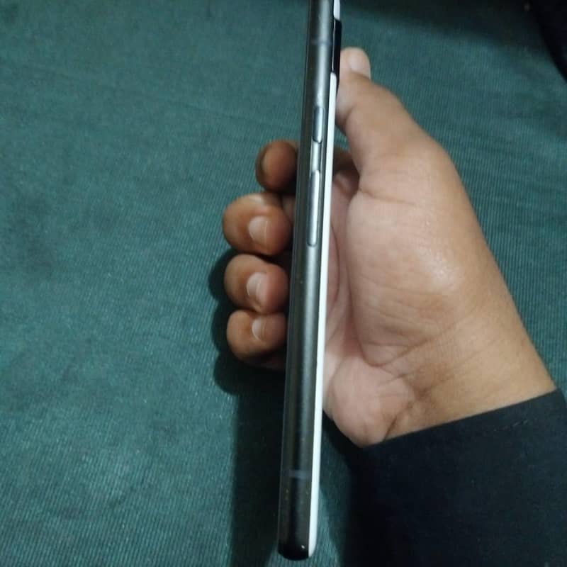 google pixel 6a 4
