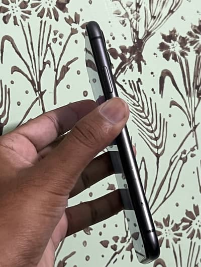 IPHONE 11 PTA approved
