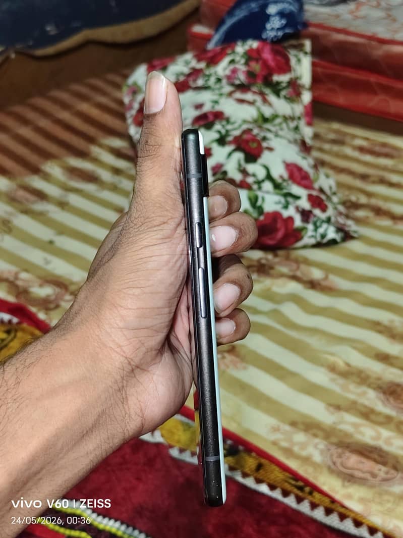 Google pixel 6A 2