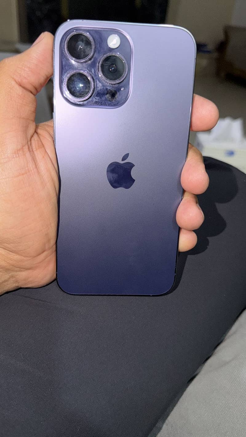 iPhone 14 Pro Max 1