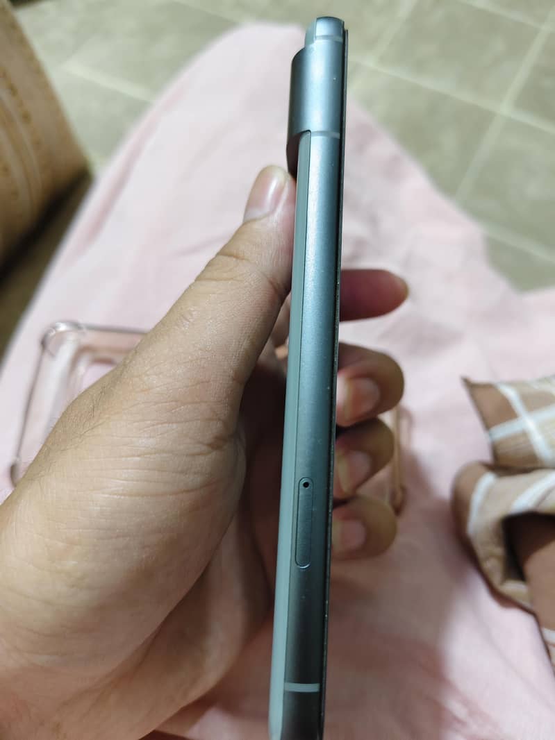Google Pixel 8 3