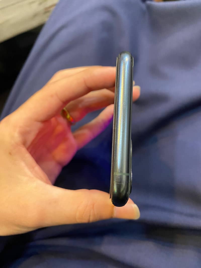 iphone 11 pro max 5