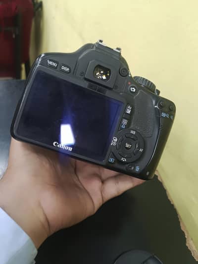 canon 550D Eos  lens 18.55 mm