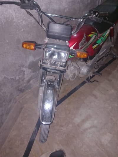 Honda CD 70/ 2022 Model/ New conditionall is genuine/ Lush condition