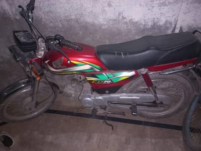 Honda CD 70/ 2022 Model/ New conditionall is genuine/ Lush condition