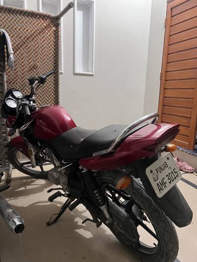 Yamaha YBR 125 2022