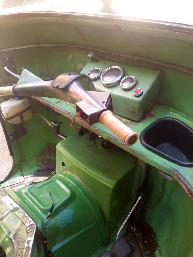 Auto rickshaw 1