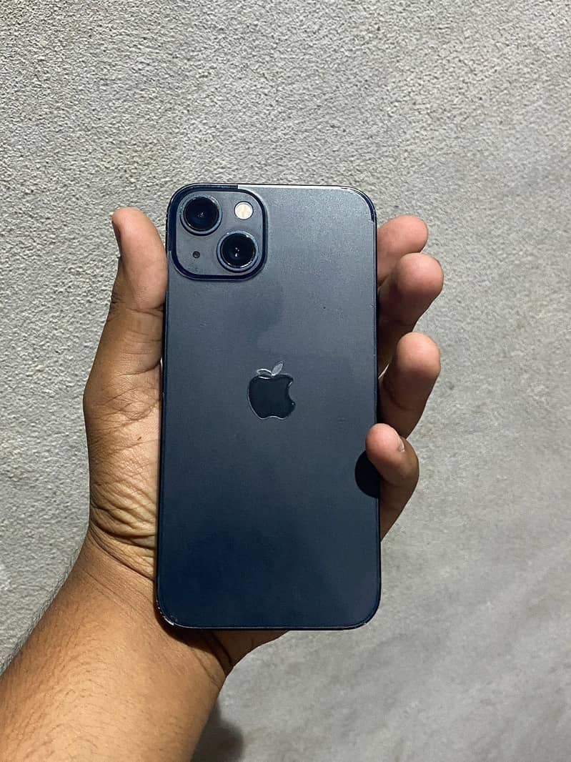 Apple iPhone 13 1