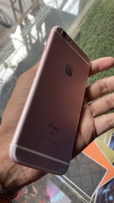 Apple iPhone 6S