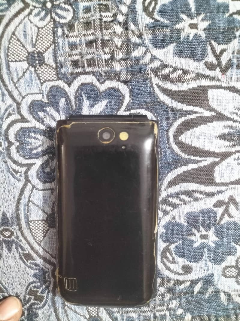 NOKIA 2720 2