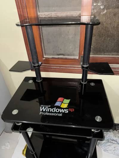 Tampered Glass Computer Workstation