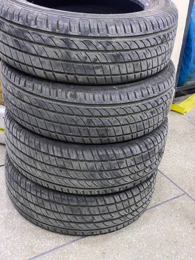 17 inch tyre 215/60/r17 excellent condition