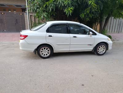 Honda City with Driver for Bookings