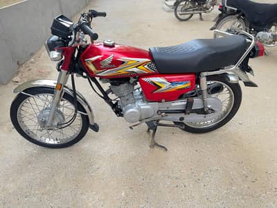 Honda CG 125 2025