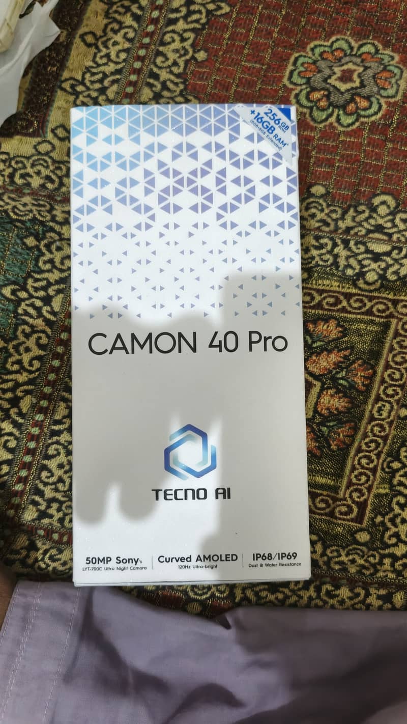 Tecno CAMON 40 Pro 0