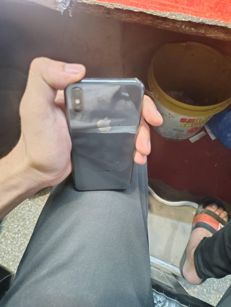 Apple iPhone X 6