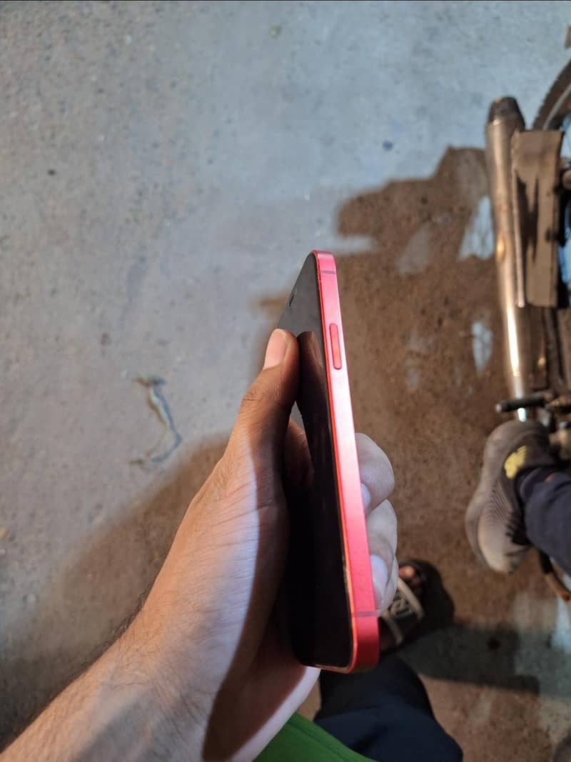 iPhone 12 2