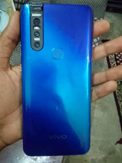Vivo V15