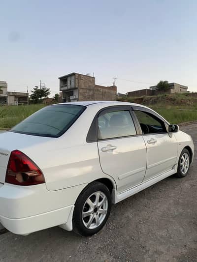 suzuki liana 2010