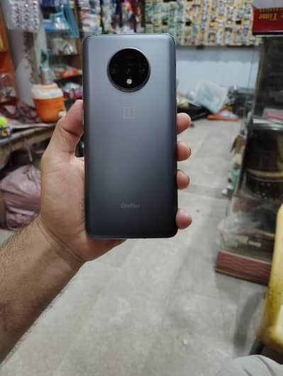 One Plus 7T 8/128 non pta PUBG 90fps