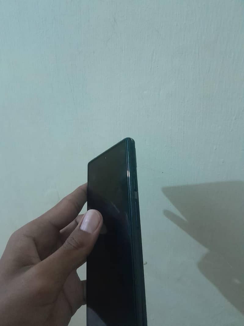 Google pixel 6a 3