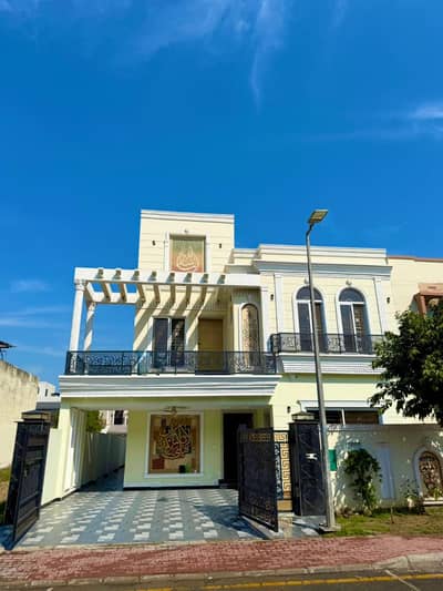 10 Marla Semi-Furnished House for Sale | LDA Approved Block | Bahria Orchard Phase-1, Lahore