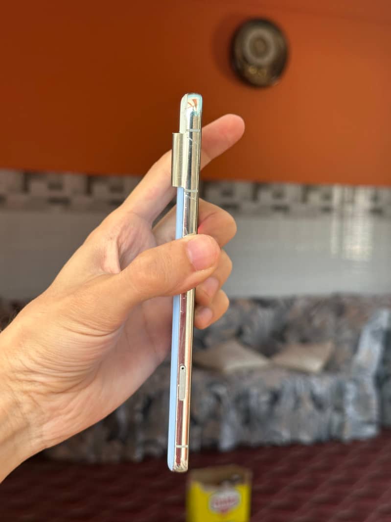 Google Pixel 8 Pro 2