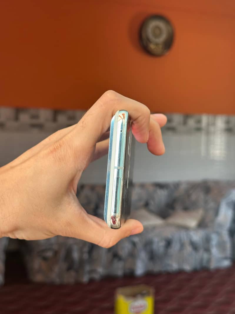 Google Pixel 8 Pro 3