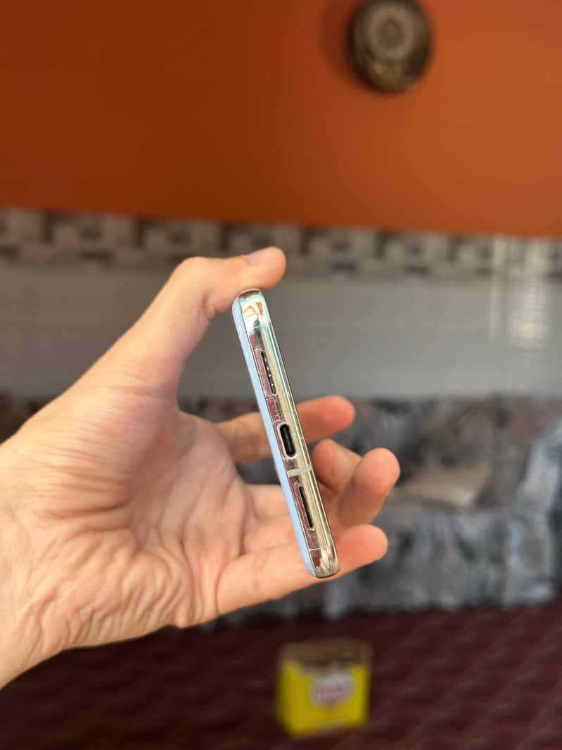 Google Pixel 8 Pro 4