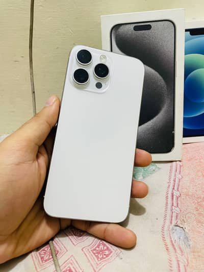 Apple iPhone 15 Pro Max
