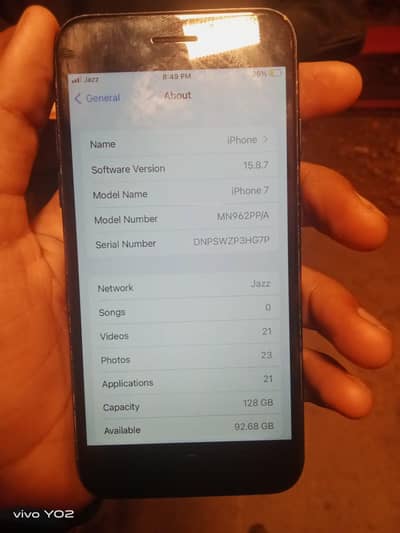 Apple iPhone 7