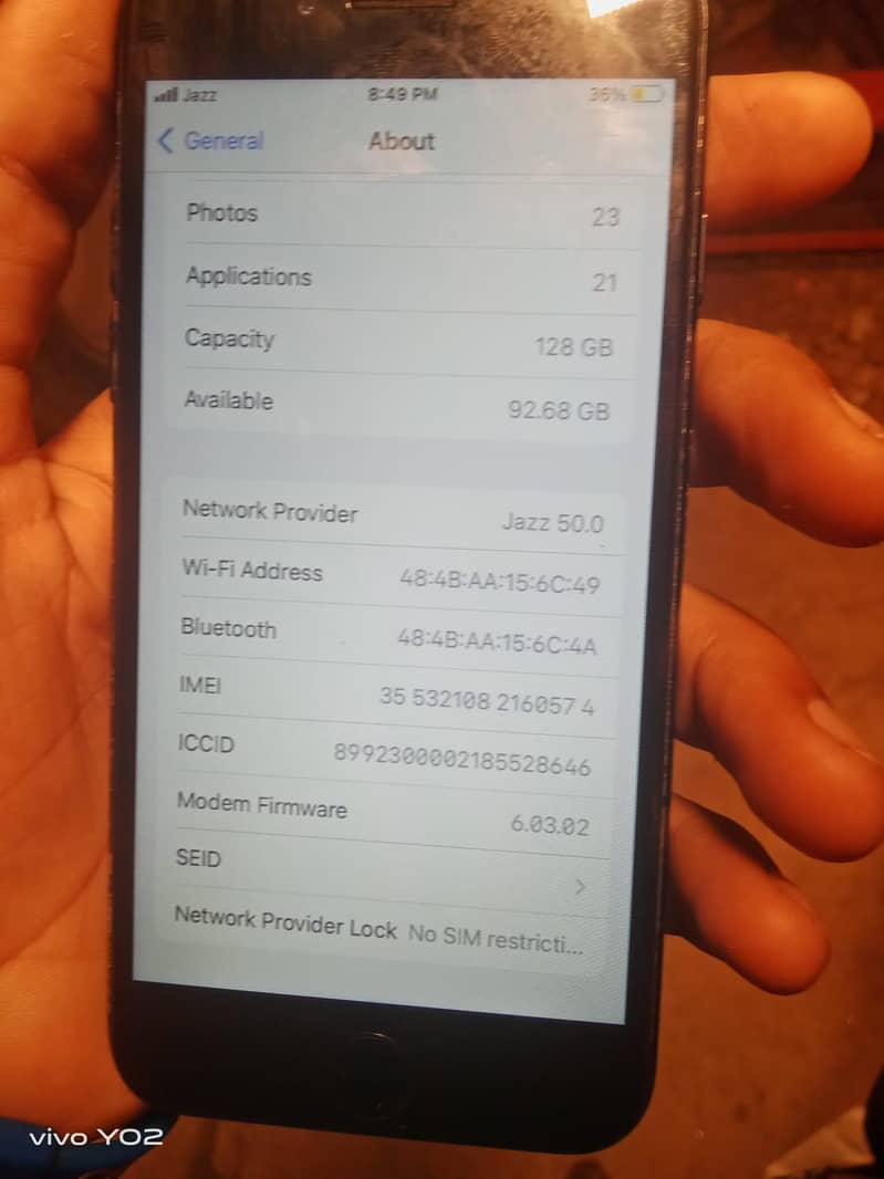 Apple iPhone 7 3