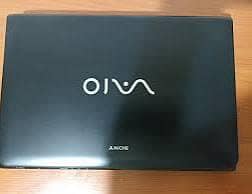 Sony vaio laptop 8gb ram 320 gb storage 10/9 condition