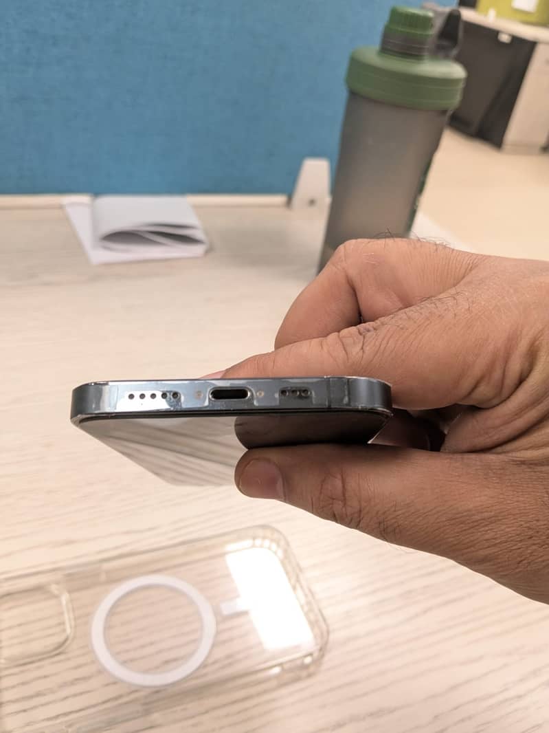 Apple iPhone 12 Pro 3