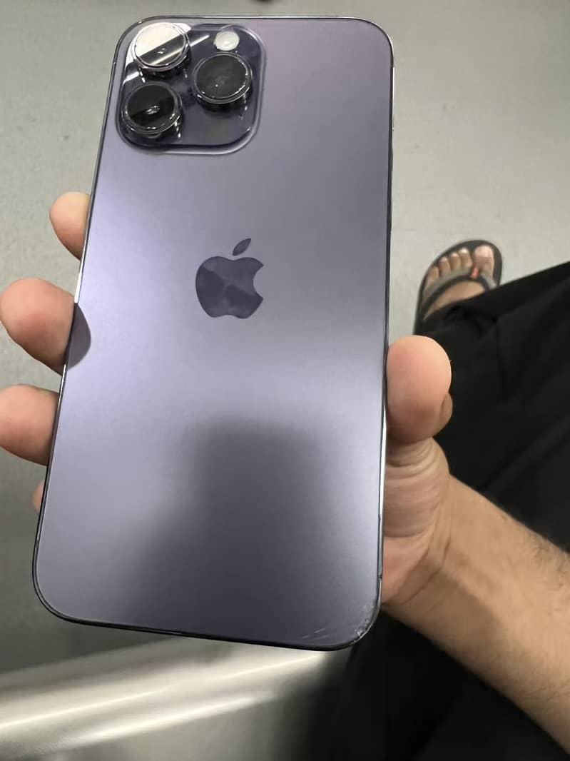 Apple iPhone 14 Pro Max 0