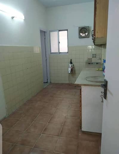dha defence gardan 3 bad DD parking and sarvent room