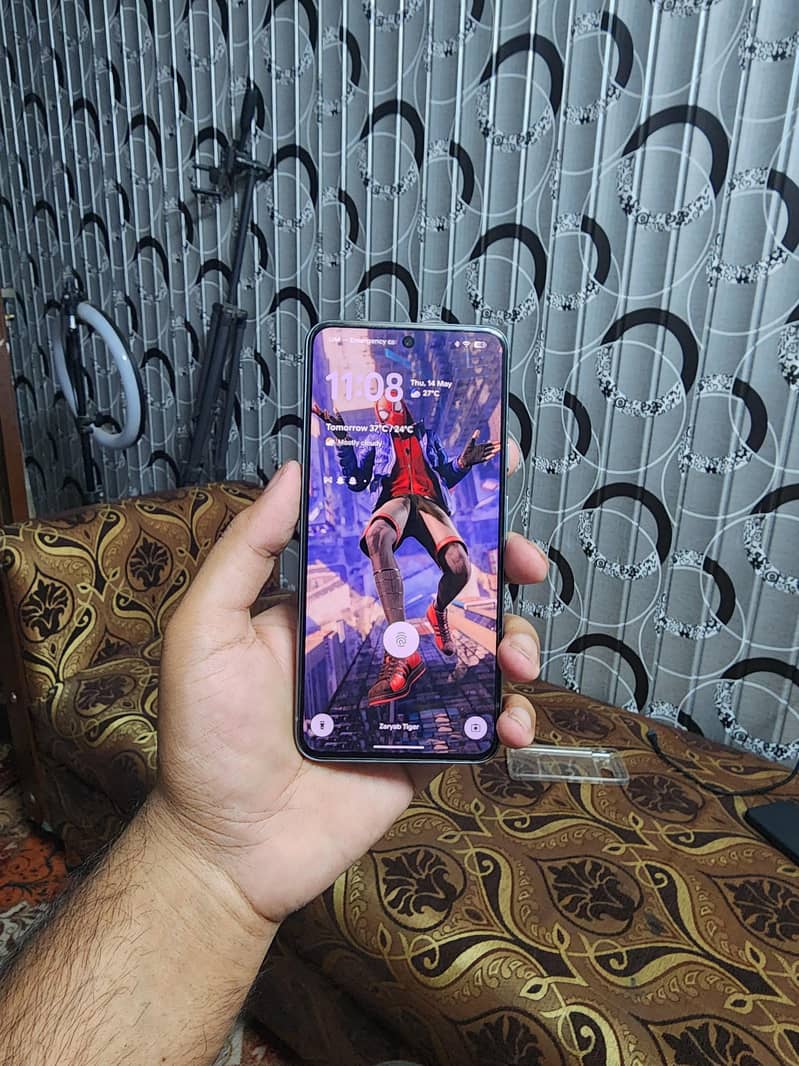 Google Pixel 8 1