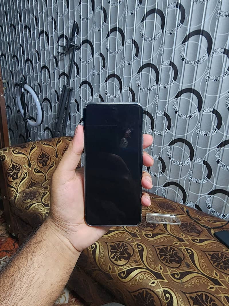 Google Pixel 8 2