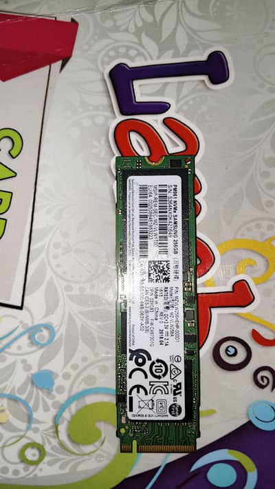Samsung 256GB NVMe M. 2 SSD